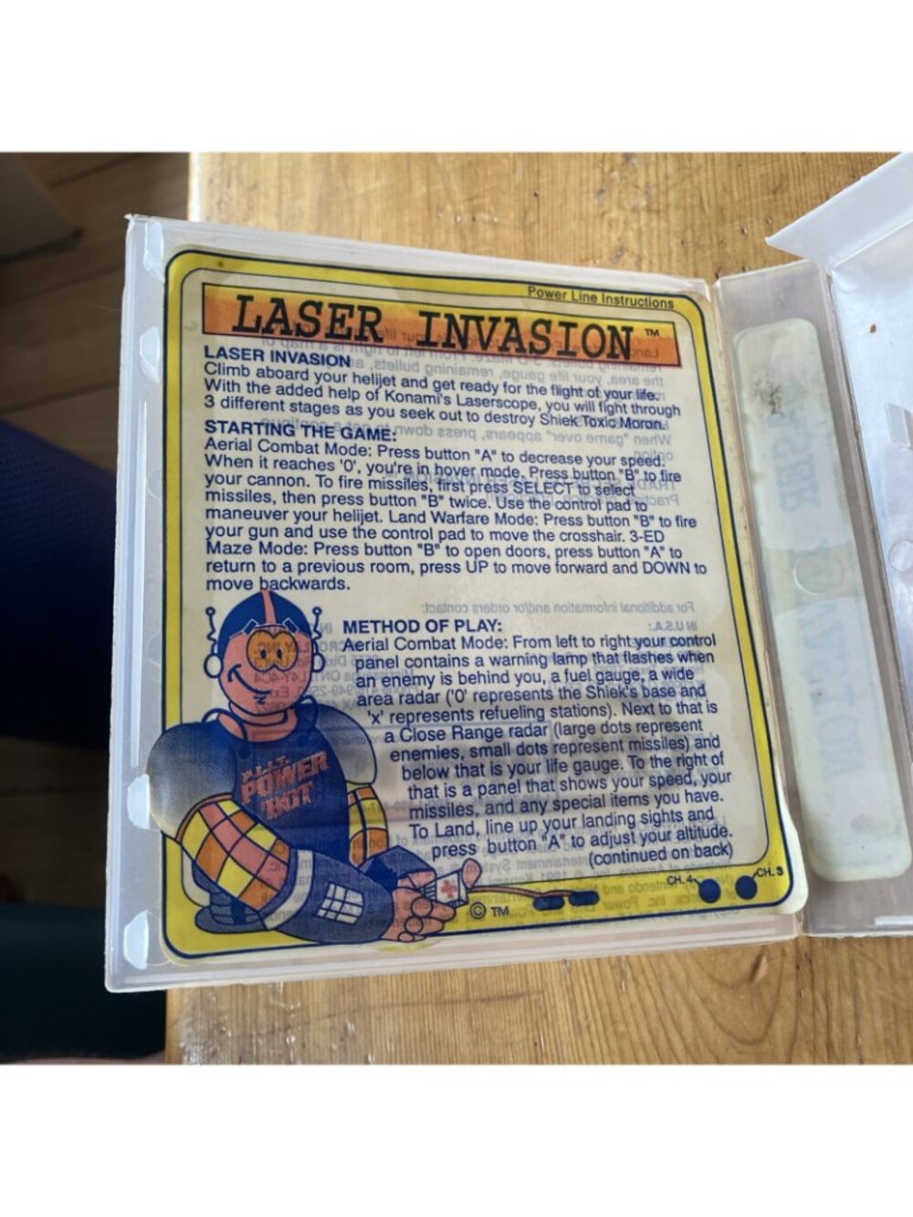 Laser Invasion NES Nintendo Rental Case ( EMPTY ) - Case Only